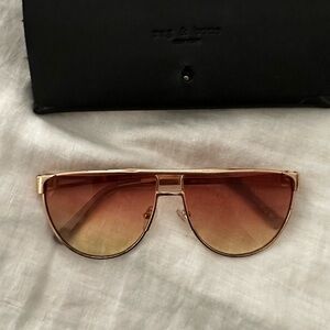 Gradient Vintage Gold Aviator Sunglasses